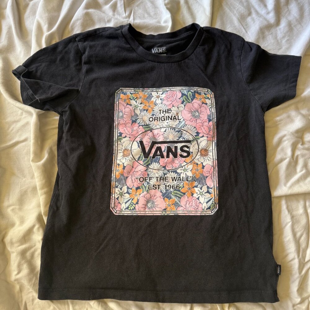 Vans Floral Graphic Tee – “Off the Wall” – Unisex Medium– Casual Streetwear